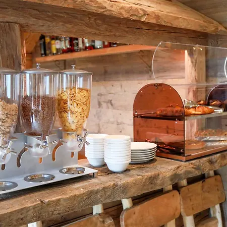 Antico Legno By Design 住宿加早餐酒店