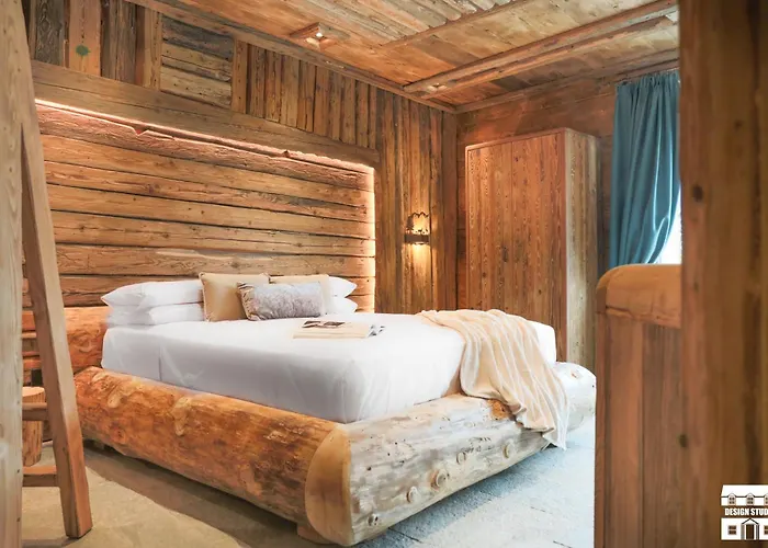 Bed and Breakfast Antico Legno By Design Sueglio