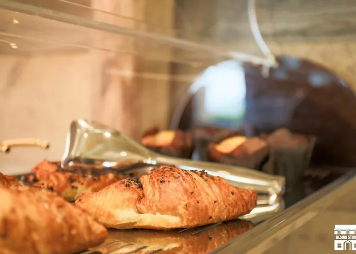 Antico Legno By Design Bed and Breakfast Sueglio