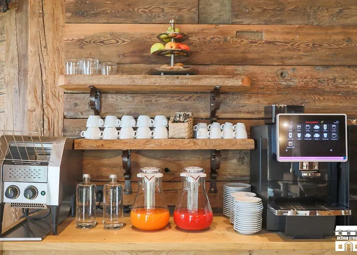 Antico Legno By Design Bed and Breakfast Sueglio