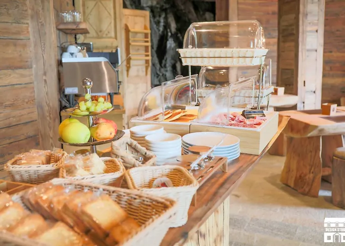 Antico Legno By Design Bed and Breakfast